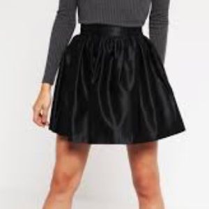 Adorable Michael Kors Size 4 Black mini skirt